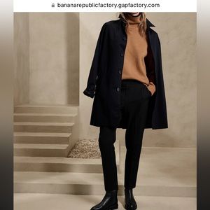 NEW with tags! Petite Black Hayden Taper Pant - Ankle Length